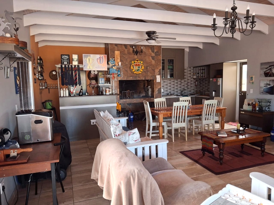 5 Bedroom Property for Sale in Country Club Western Cape